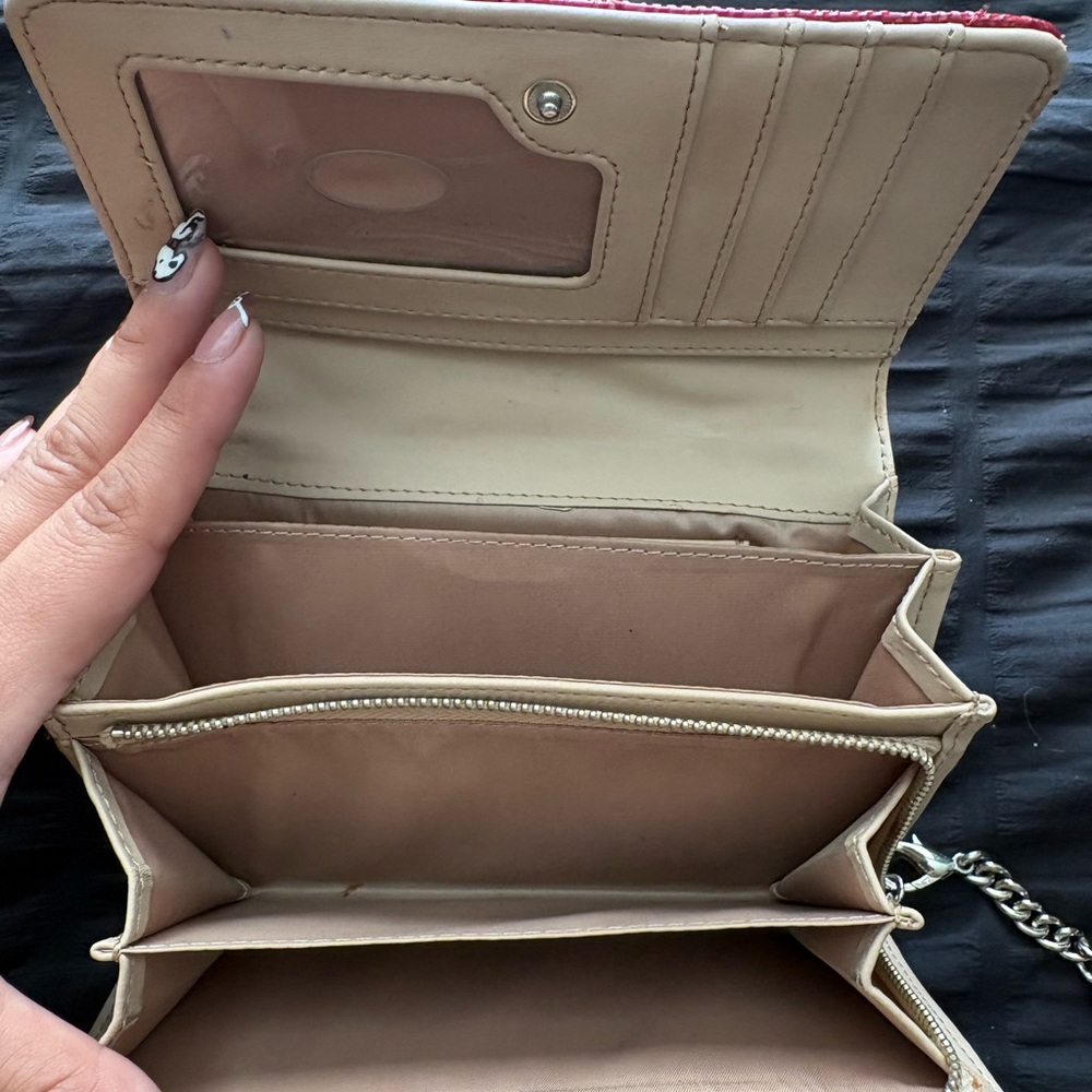 GUESS Red Patterned Wallet with Chain Lock - Picture 3 of 5